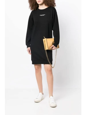 Uzun Kollu Kadın Elbise